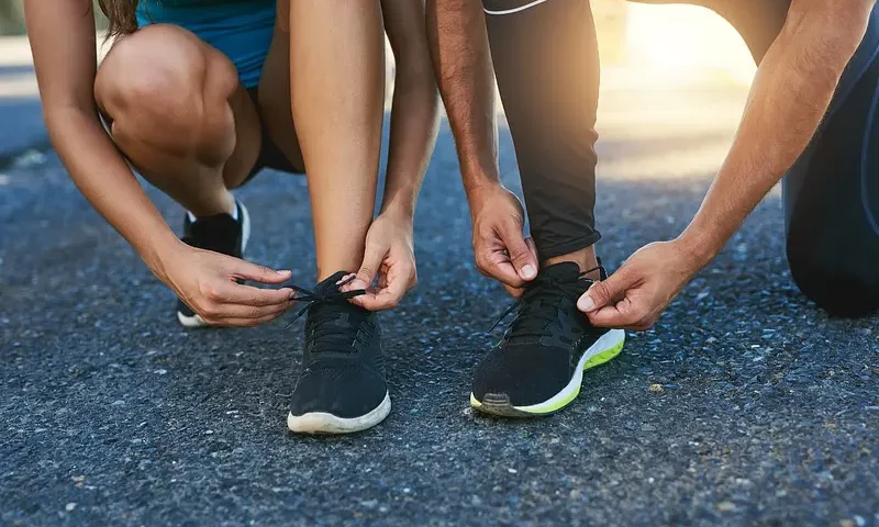 Buty do biegania z amortyzacją czy bez?