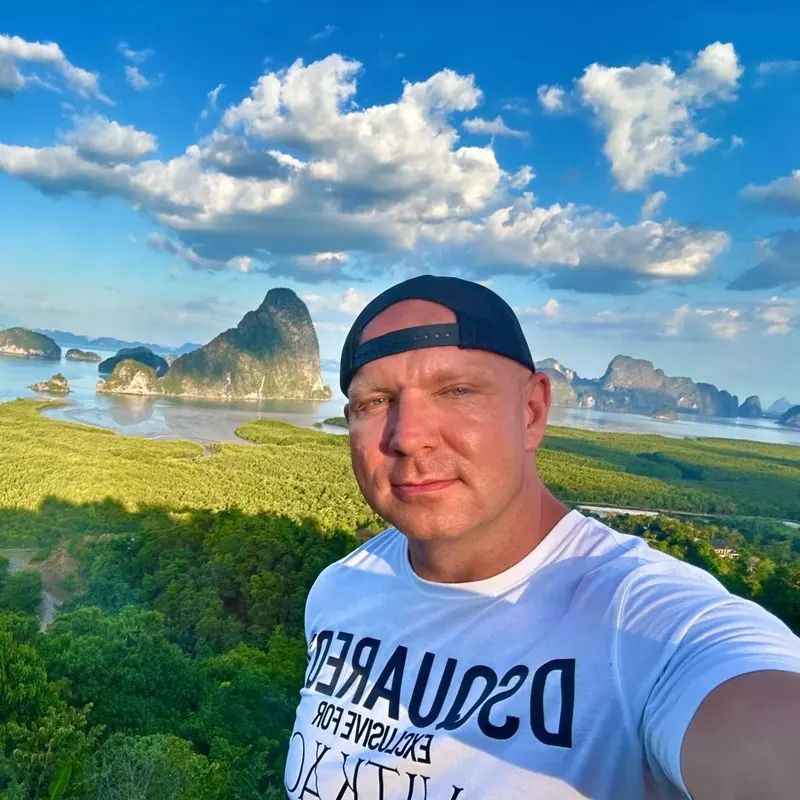 Majątek Rafała Pasternaka - jak zarabia włodarz Fame MMA?